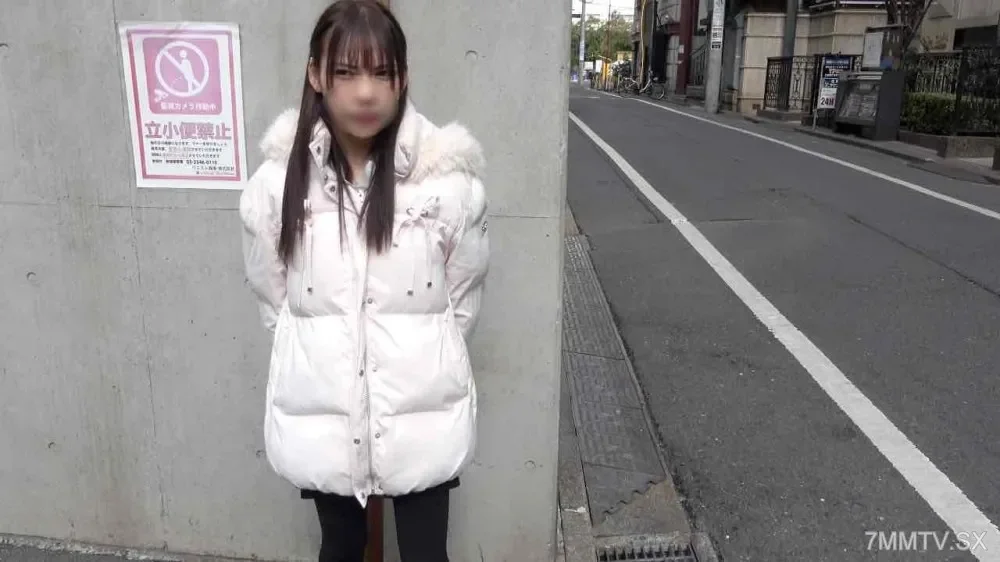 [FC2-PPV 4863526] Uncensored Street Encounter: Seductive Slender Beauty with Perfect Abs in Shinjuku