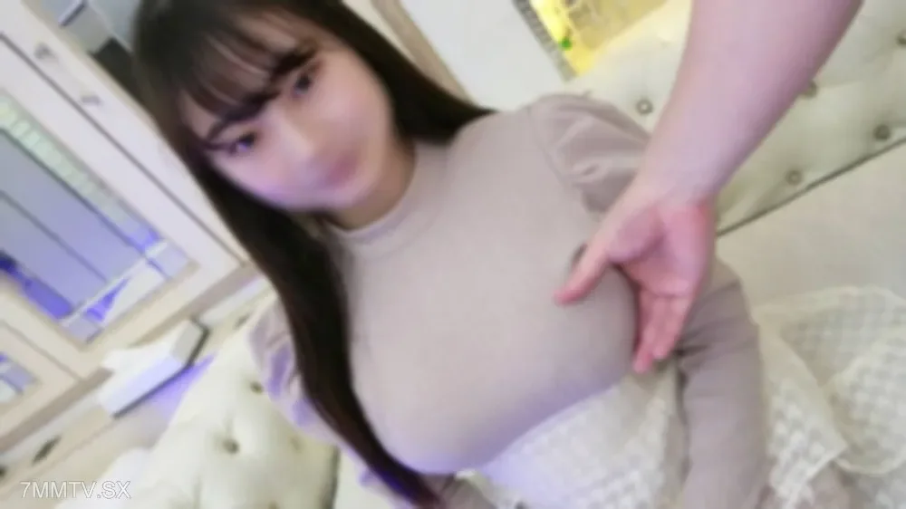 [FC2-PPV-4864780] Secretly Filmed Teen Waitress with Perfect Curves and Innocent Face – Exclusive Extra Content