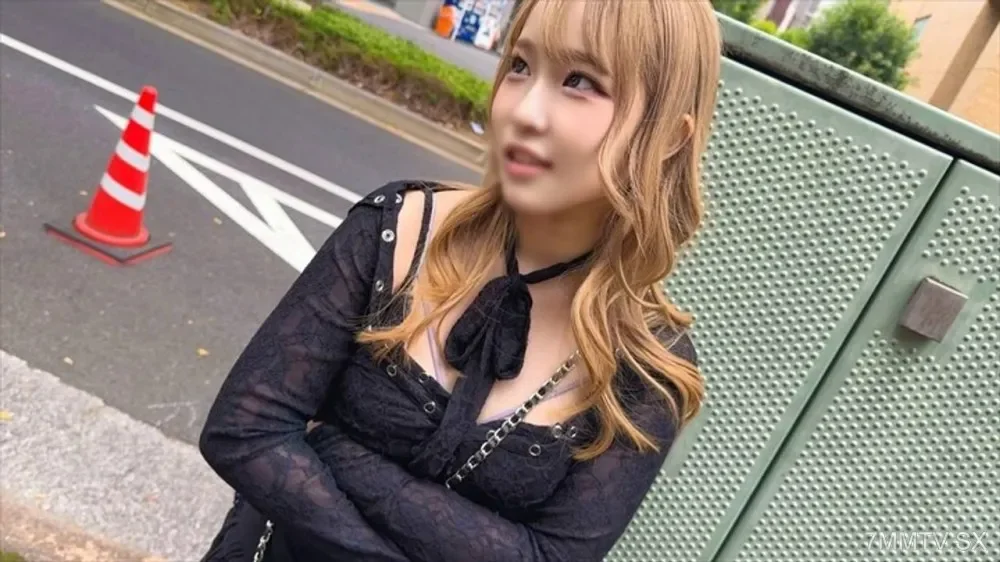 [FC2-PPV 4865707] Innocent Blonde Beauty Endures Intense Throat Training Until She Cries