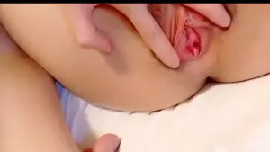 [FC2-PPV-4867944] 独占: 大学ミスコンテスト準優勝者の世界規模での大胆な生配信