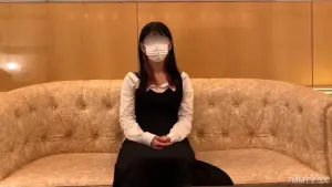 [FC2-PPV 4870293] 24 वर्षीय रेस्तरां कर्मचारी खिलौनों और अधिक के साथ अंतरंग मुलाकात में खो जाती है